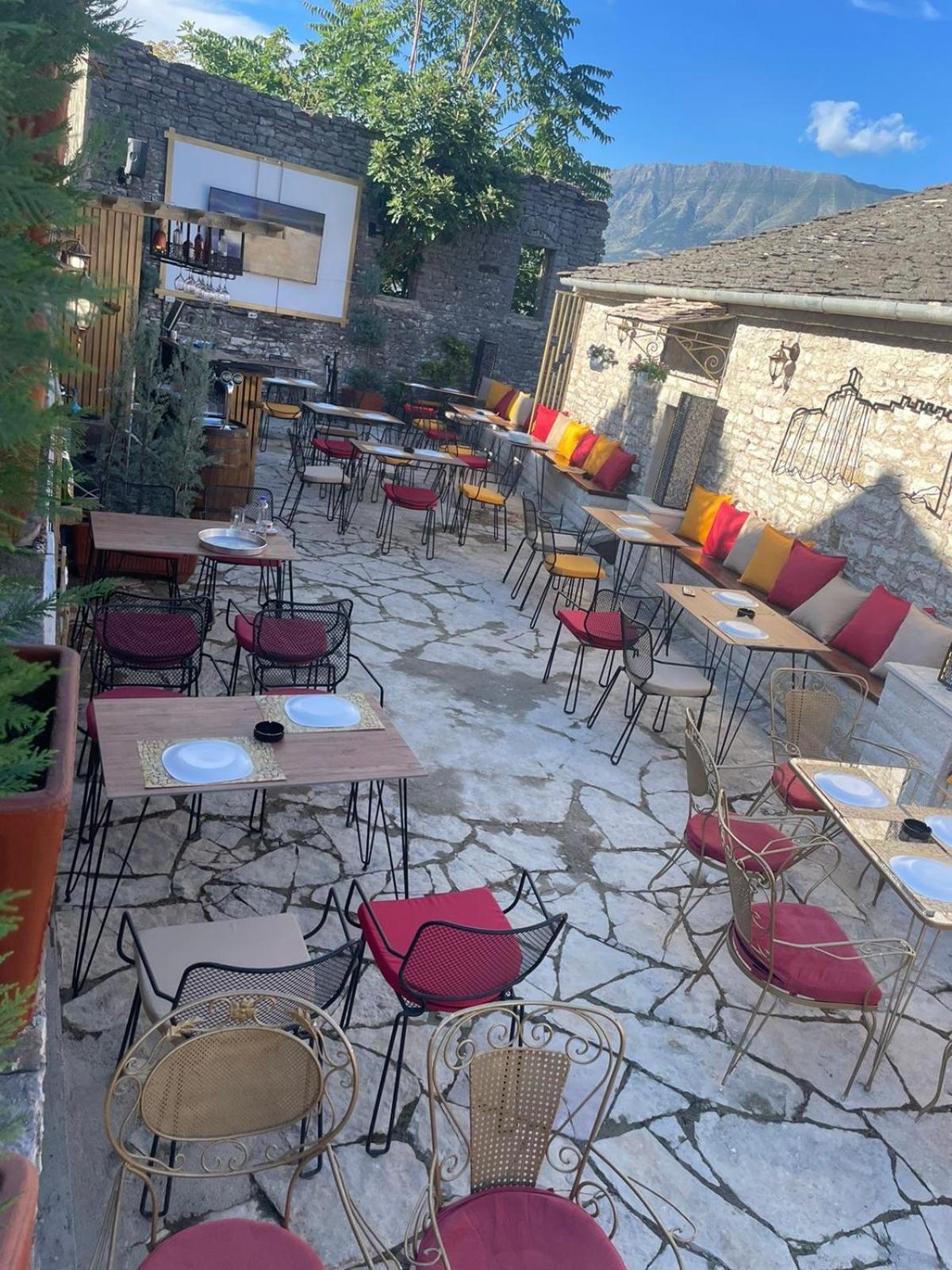 Hotel Ss Kekezi Gjirokastër 外观 照片
