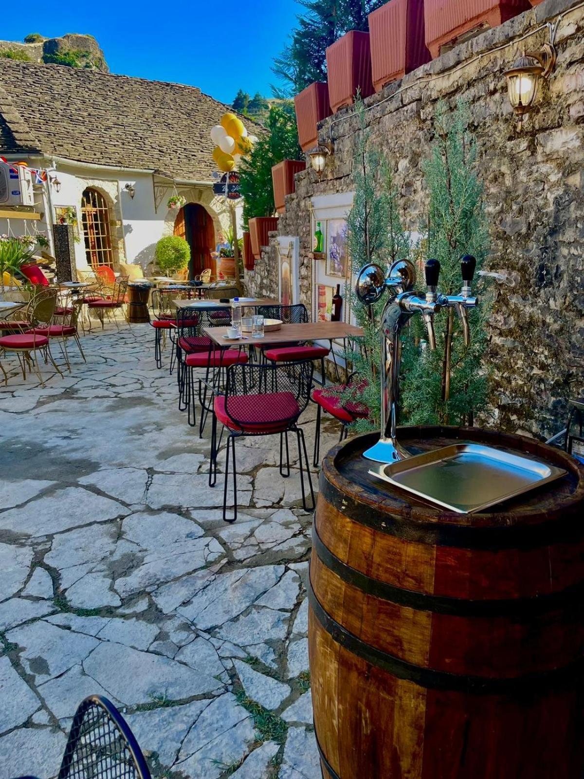 Hotel Ss Kekezi Gjirokastër 外观 照片